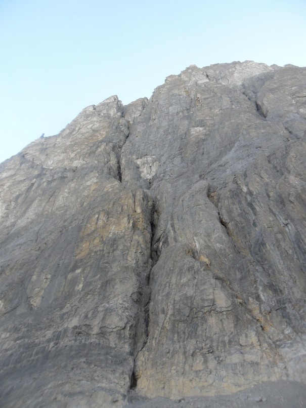 West Face of Mount Robertson 5.11 R 650 m