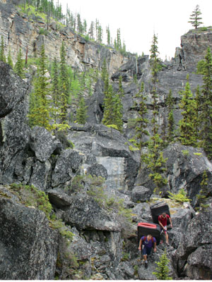 Okanagan B.C. Rock Climbing and Bouldering. Jason Duris and Andy White heading to the next climb in The Boulderfields