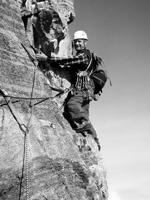 The Land of Rock Climbing Legends. Urs Kallen on Redshirt 5.8