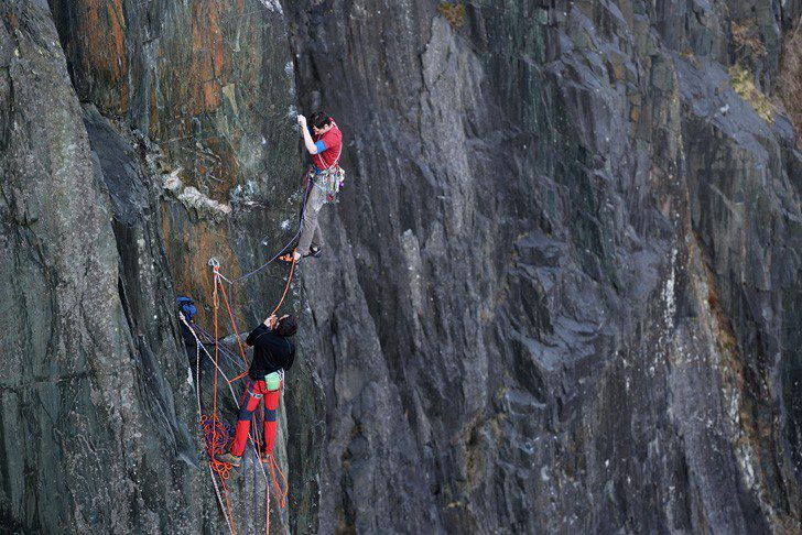 Pete Robins on the third pitch of Coeur de Lion. Photo Ray Wood / Source DMM