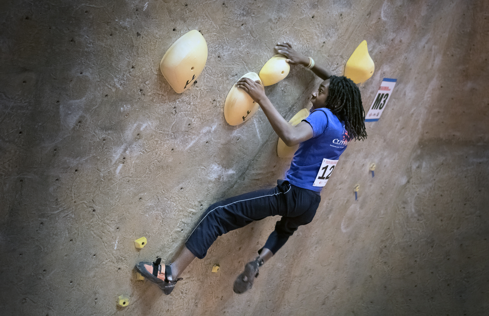 Video: Youth Bouldering Canada - 2015 Nationals Highlights - Gripped ...