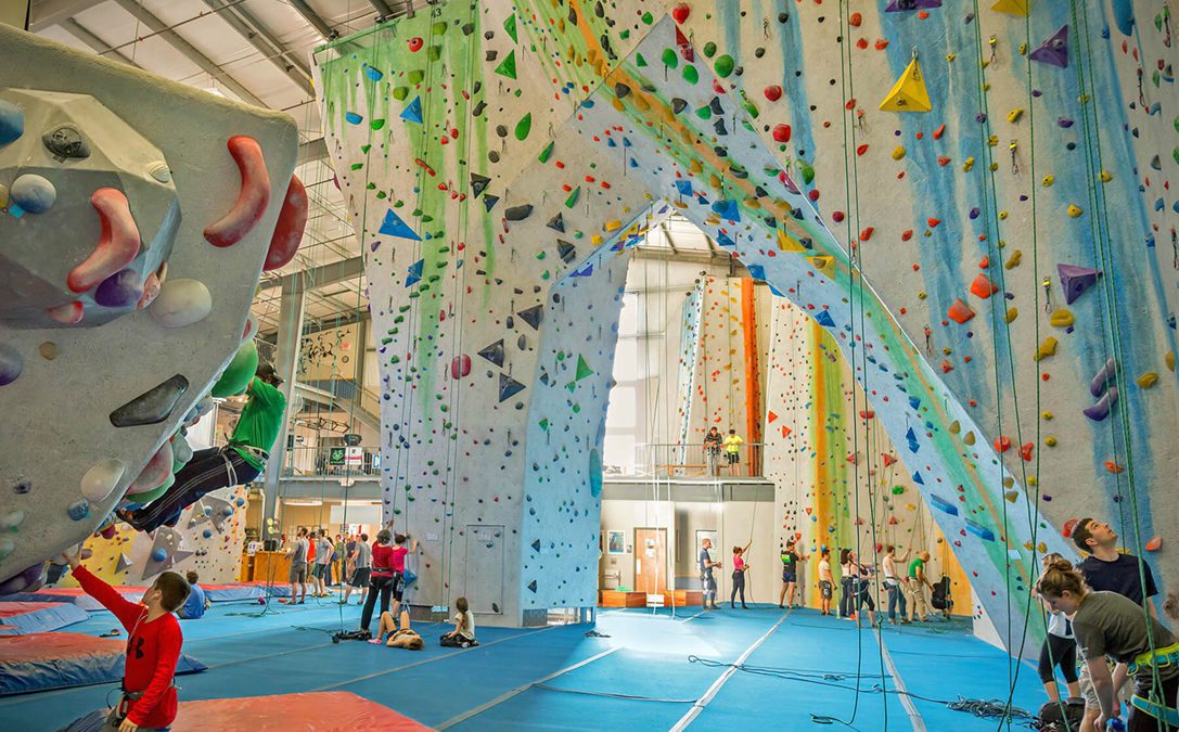10 Rules for Indoor Route Climbing Etiquette - Gripped Magazine