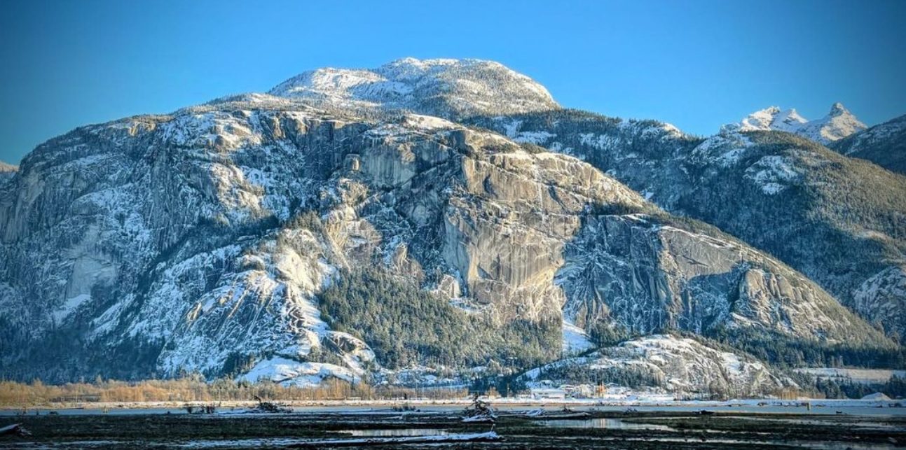 Squamish Ice Climbs Form in Arctic Weather - Gripped Magazine