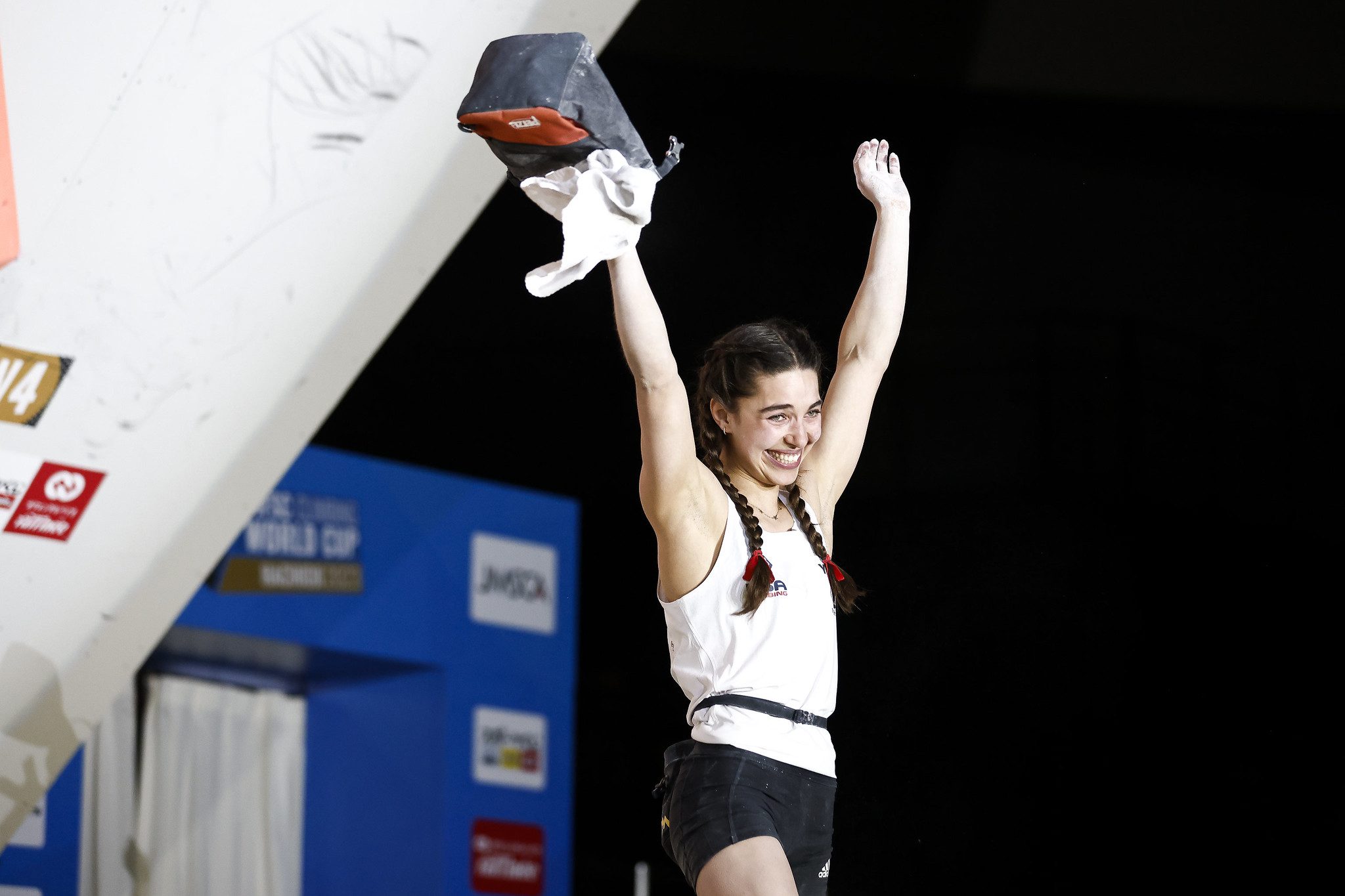 Brooke Raboutou winning her first gold